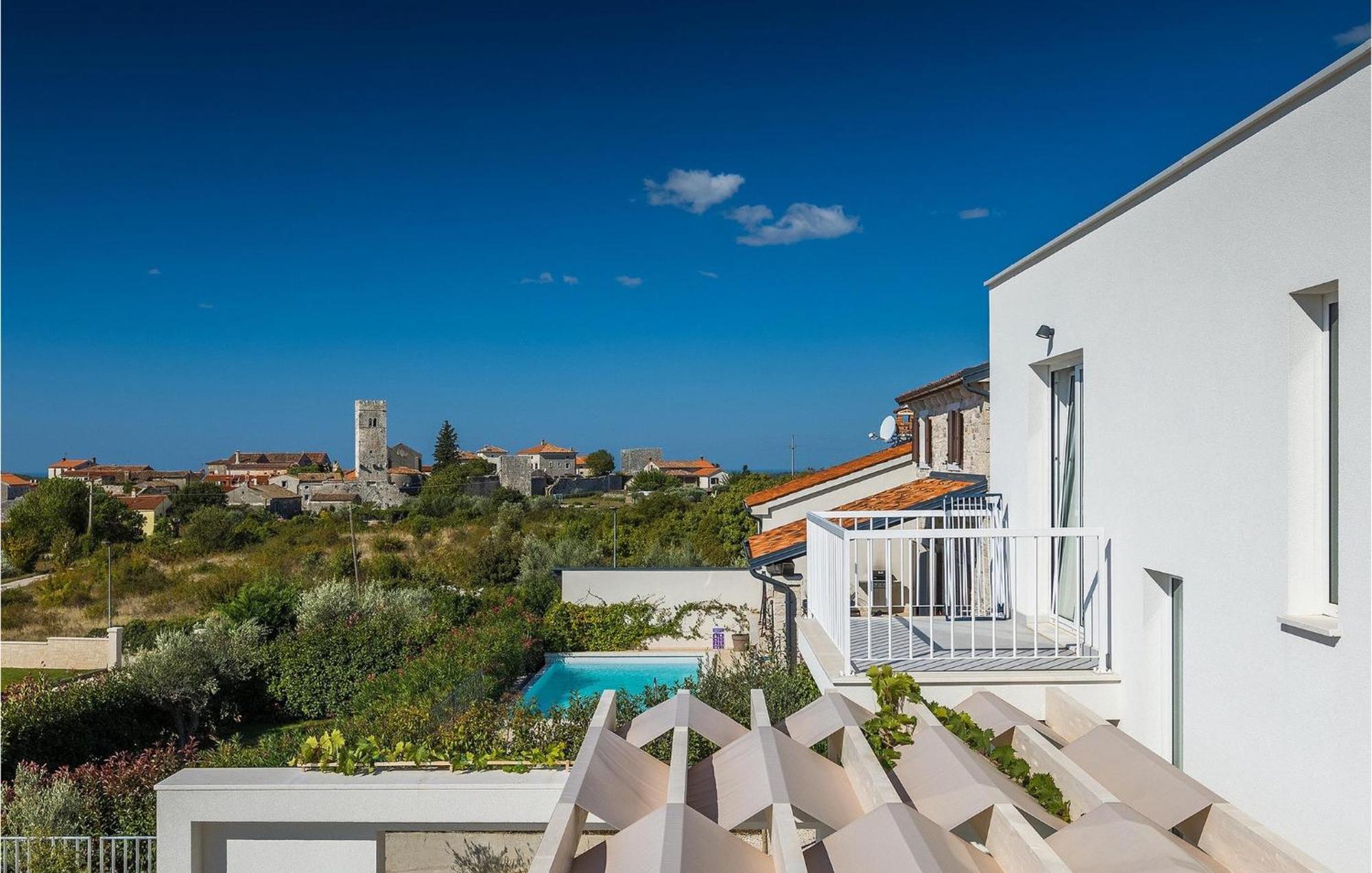 Bijela Kuca Holiday home